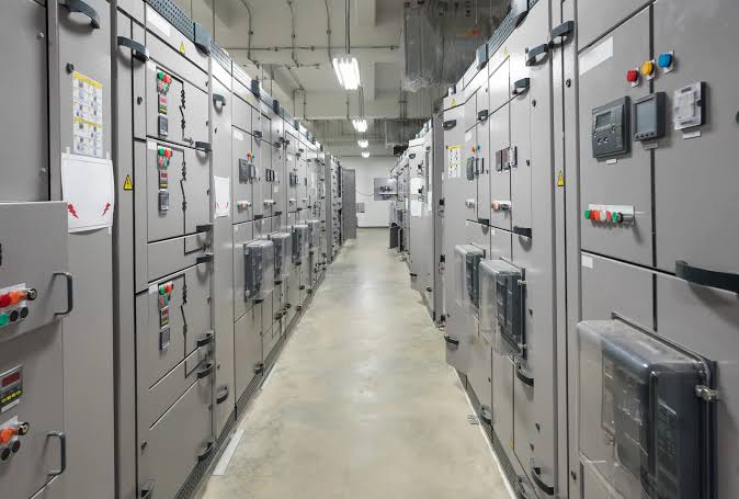 Industrial & Commercial Switchgear